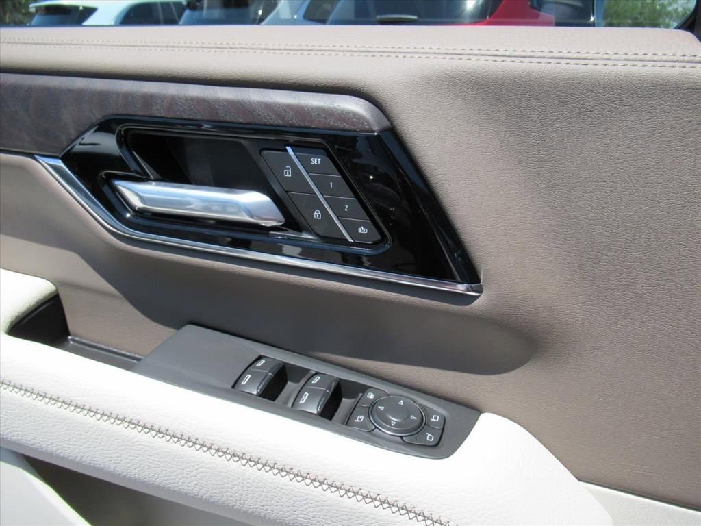 2026 GMC Yukon Denali - Photo 22