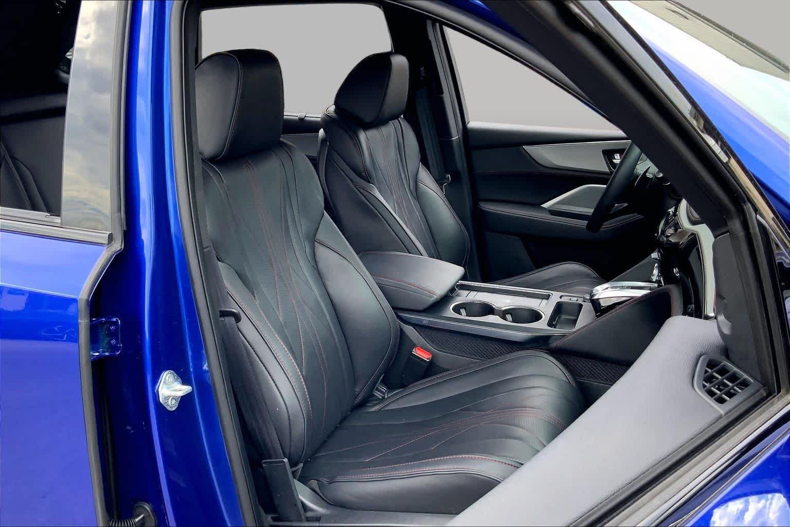 Used 2025 Apex Blue Pearl Acura w/A-Spec Advance Package image 9