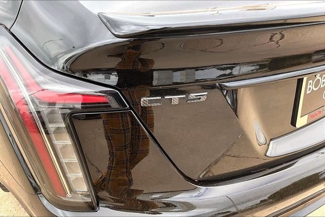 Used 2022 Black Cadillac V-Series image 33