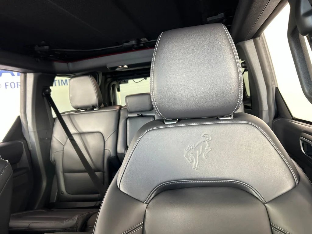 New 2026 Ruby Red Metallic Tinted Clearcoat Ford Outer Banks® image 23