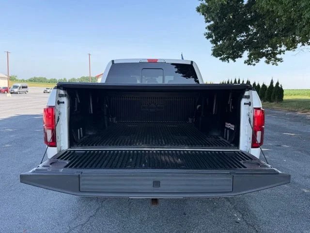 Certified Used 2018 White Platinum Clearcoat Metallic Ford Lariat image 19