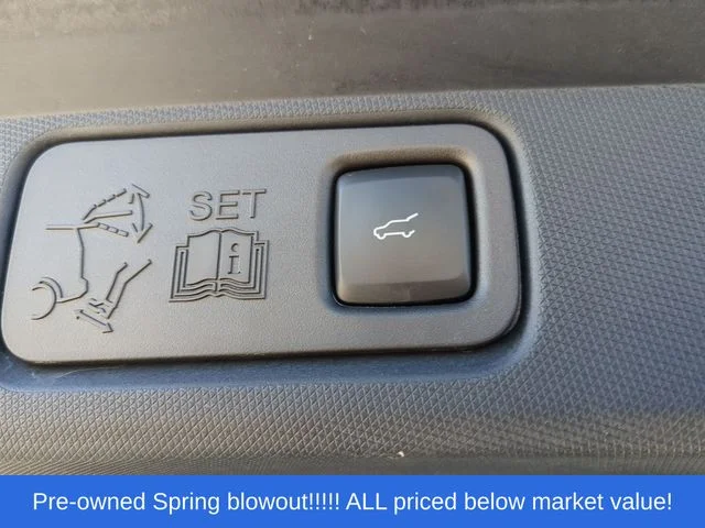 Used 2023 White Ford Premium image 43