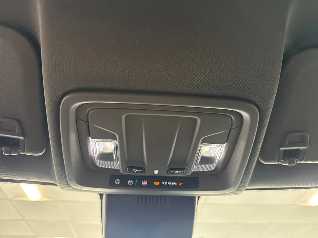 New 2026 Summit White Chevrolet LT image 19