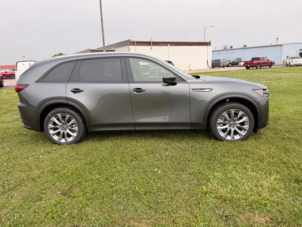 New 2026 Machine Gray Mazda 3.3 Turbo Preferred image 4