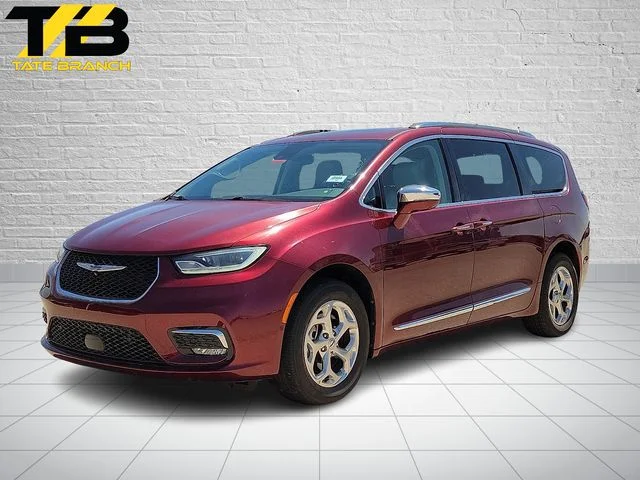 2021 Chrysler Pacifica Limited's photo
