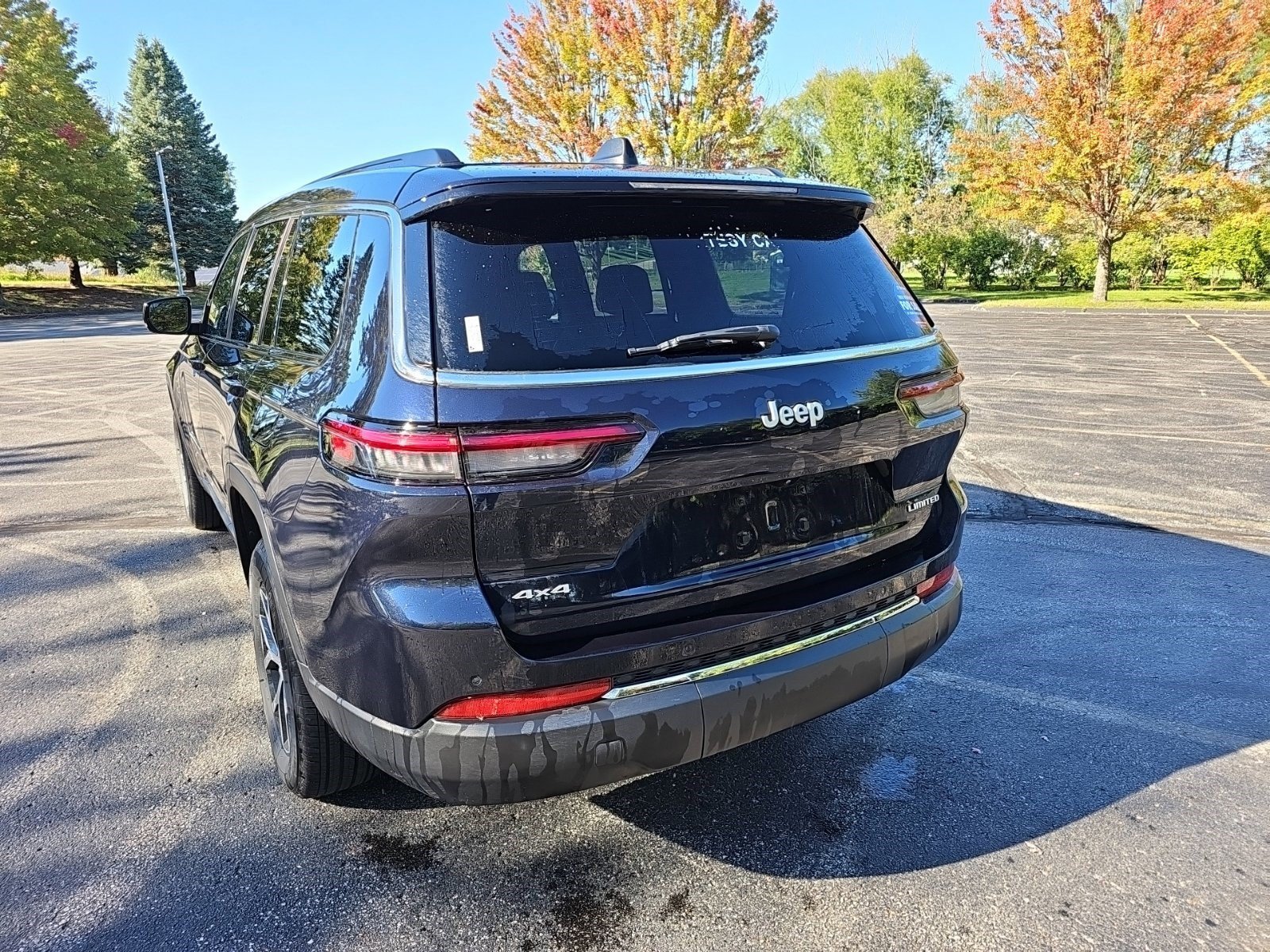 Certified Used 2024 Midnight Sky Jeep Limited image 3