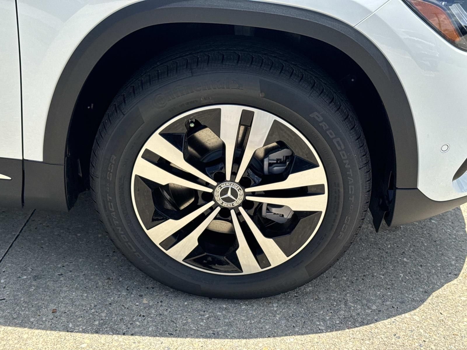 New 2026 White Mercedes-Benz GLA 250 image 3