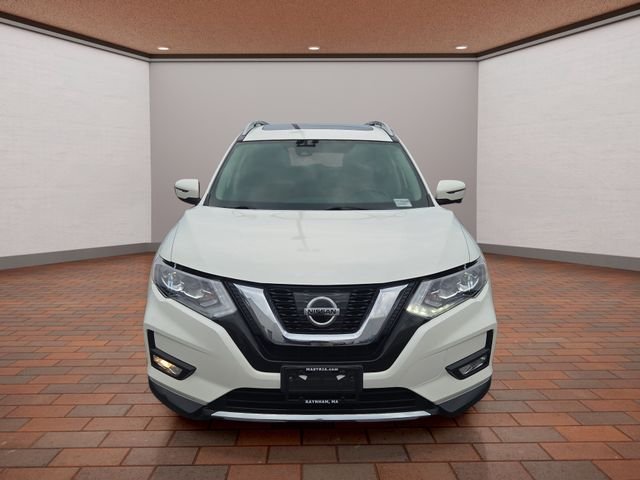 Used 2017 Pearl White Nissan SL image 32