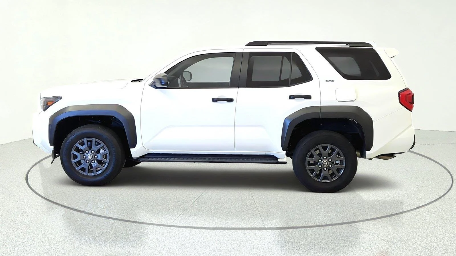 Used 2025 Ice Cap Toyota SR5 image 5