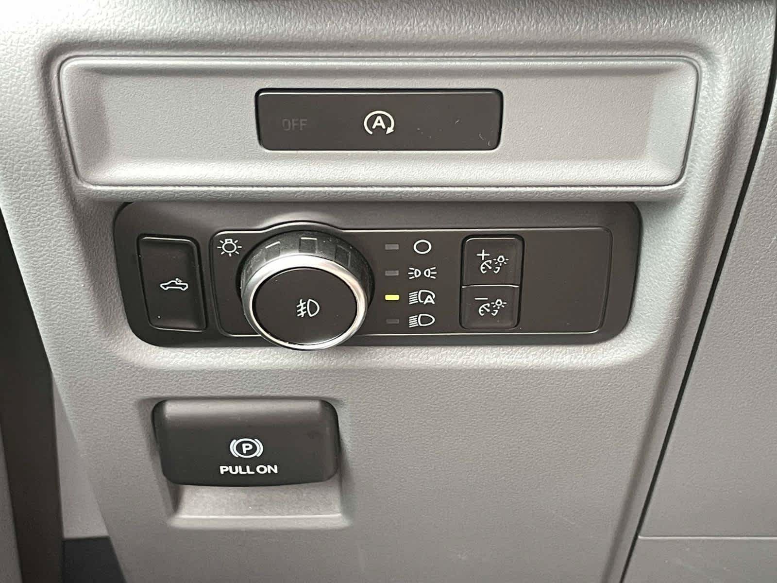 Used 2025 Agate Black Ford XLT image 34