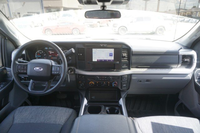 Used 2025 Oxford White Ford XLT image 21