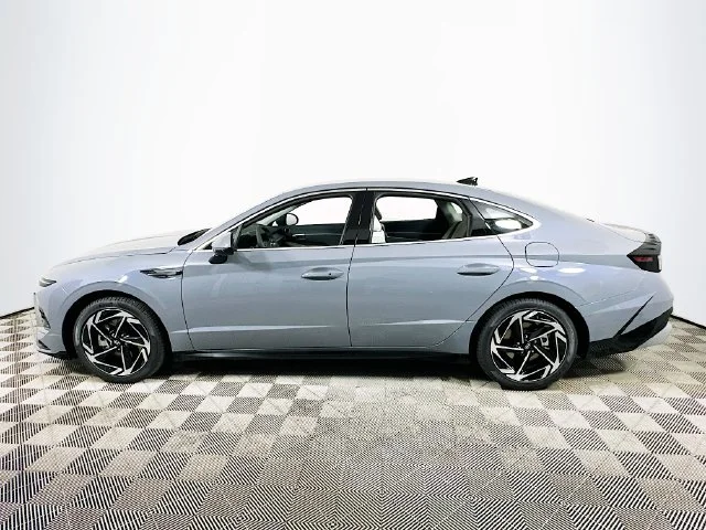 New 2026 Hyundai SONATA SEL Sport