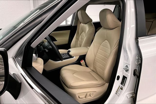 2024 Toyota Highlander XLE - Photo 24