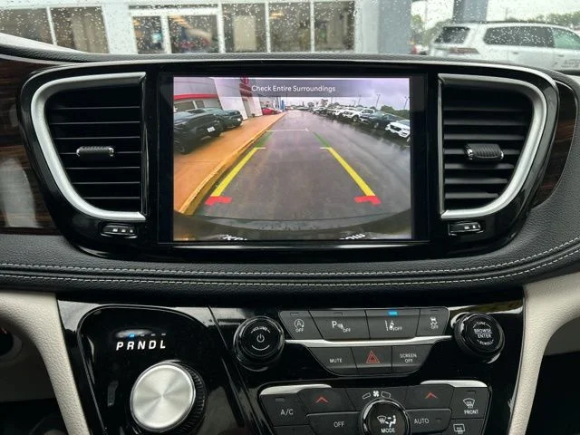 Used 2024 Black Chrysler Limited image 43