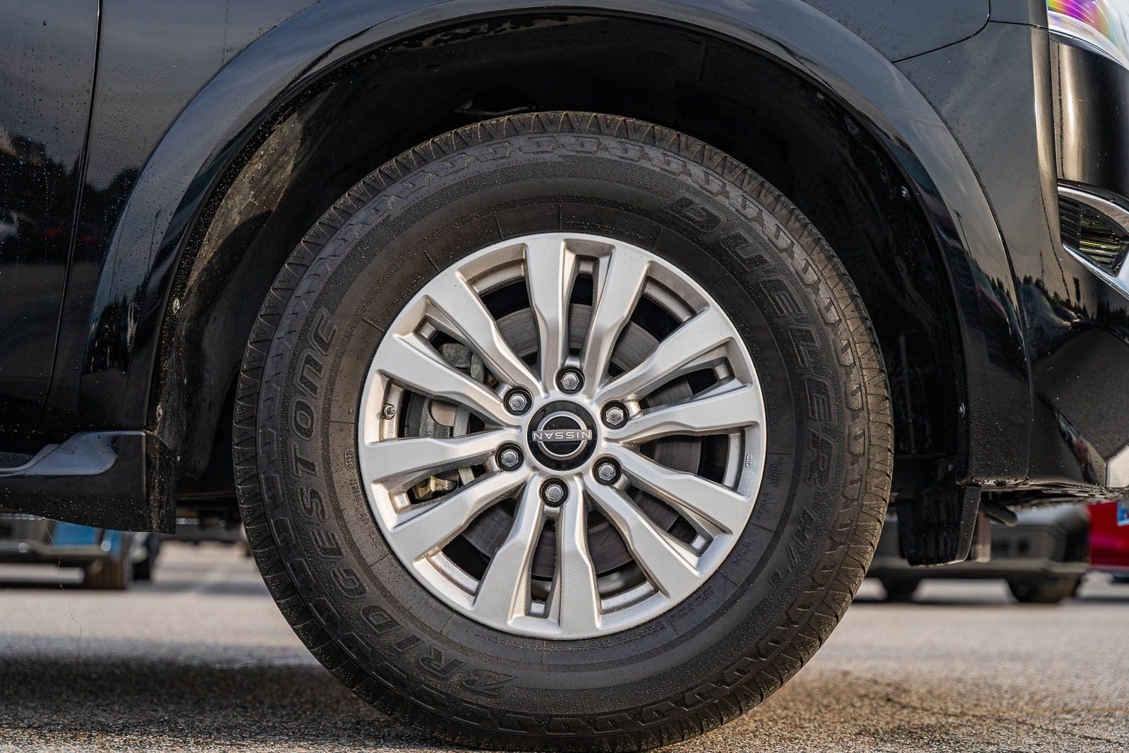 2023 Nissan Armada SV - Photo 9