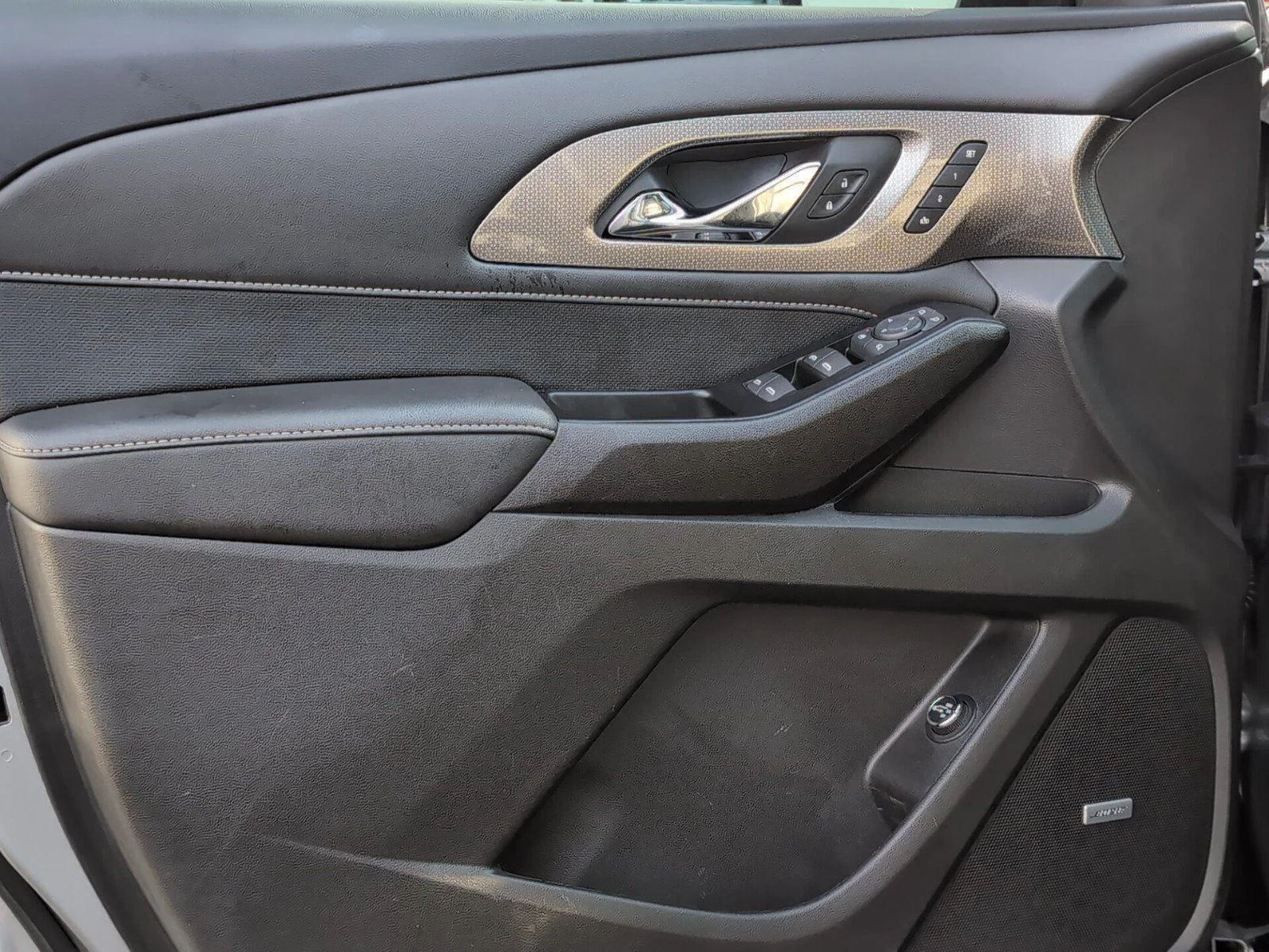 Used 2023 Sterling Gray Metallic Chevrolet Premier image 16