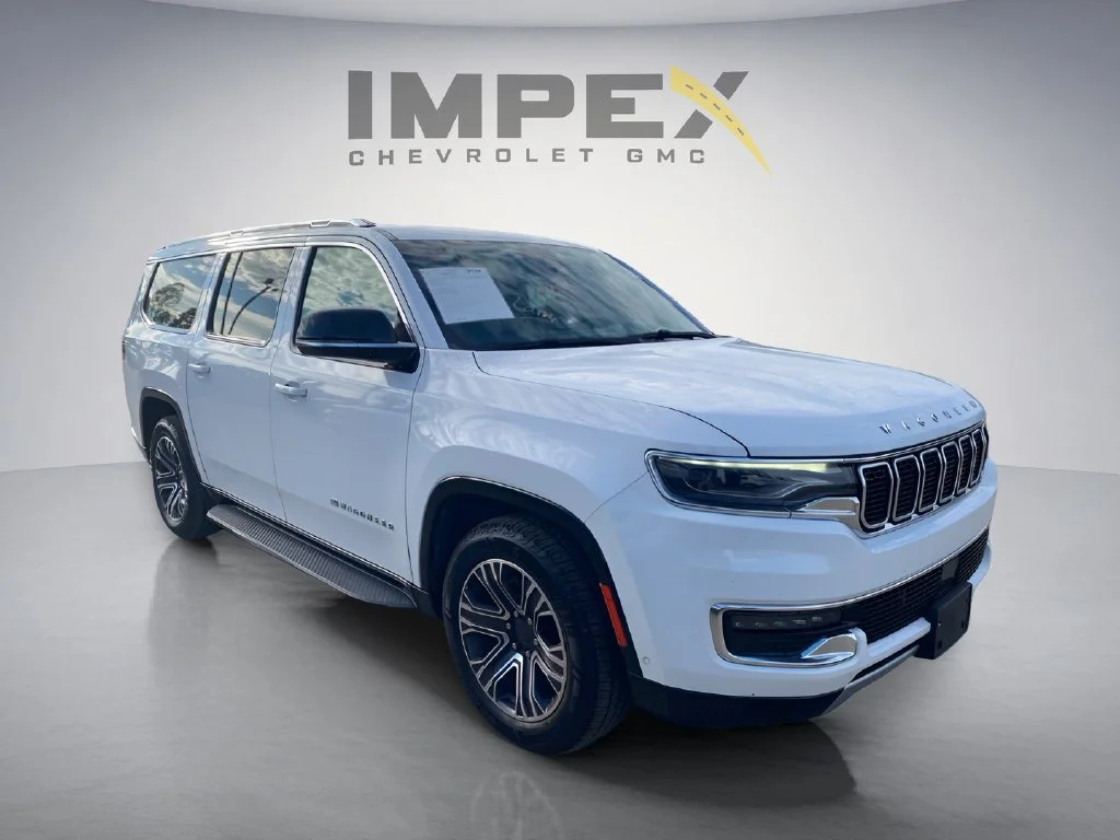 Used 2023 White Jeep Series II image 7
