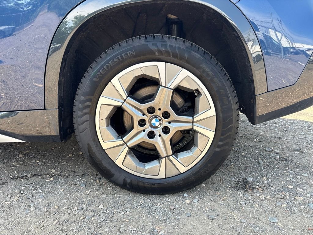 Used 2023 Blue BMW xDrive28i image 20