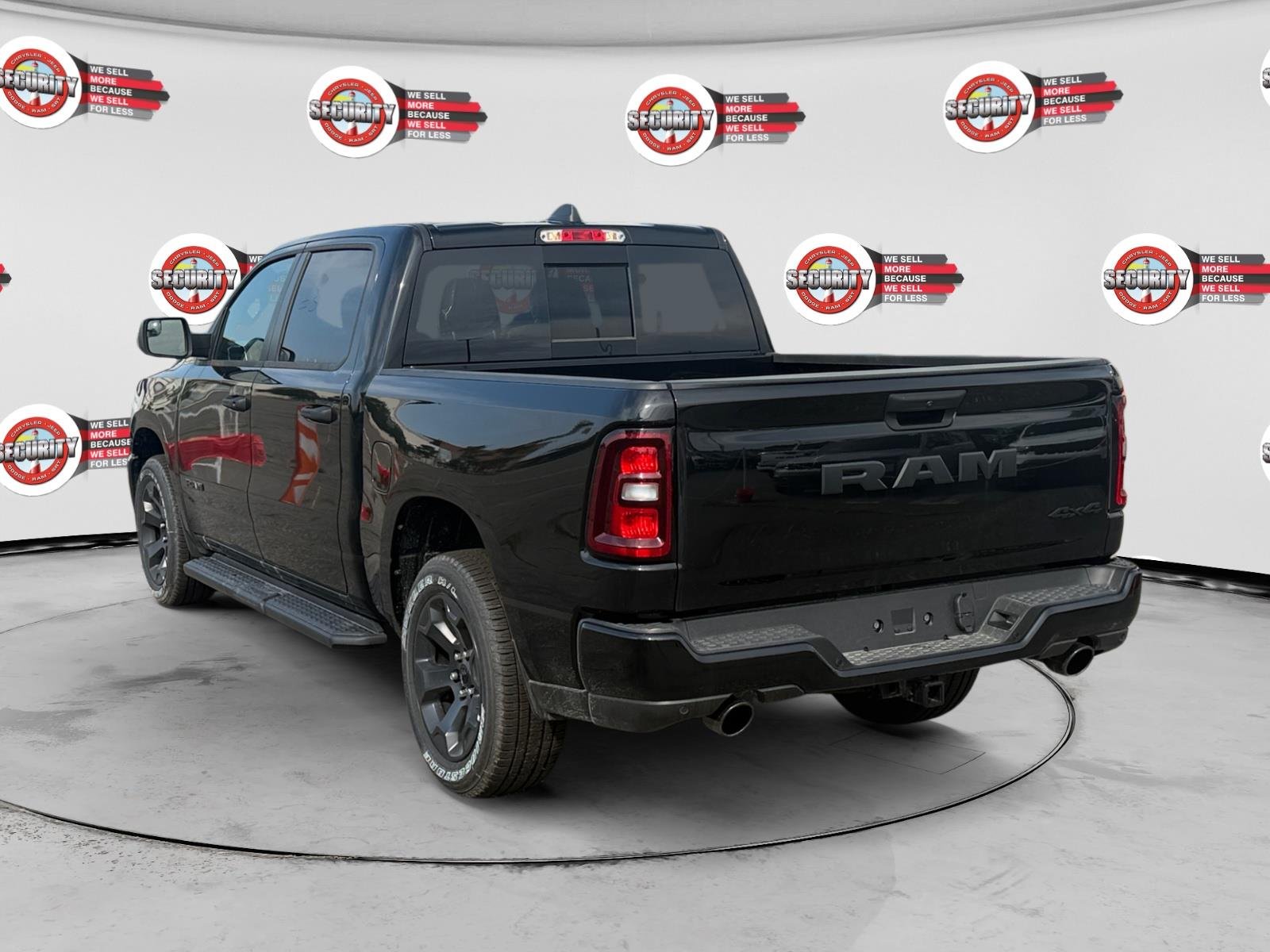 New 2026 Diamond Black Crystal Pearl-Coat Exterior Paint RAM  image 13