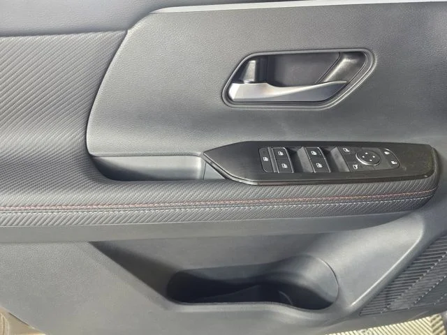 2026 Nissan KICKS SR AWD - Photo 16