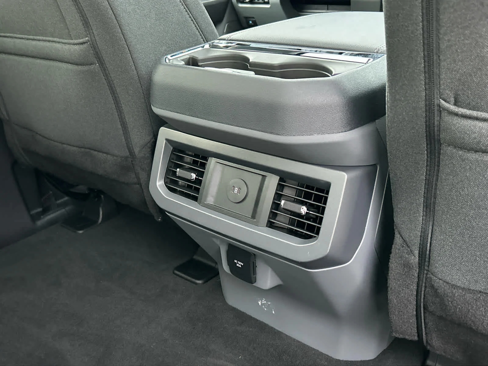 New 2026 Carbonized Gray Metallic Ford F-350® XLT image 25