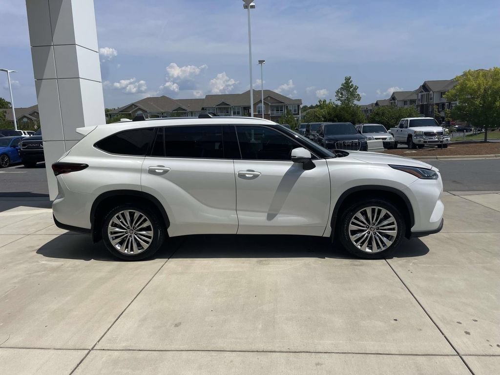 Used 2023 SUMMIT WHITE Chevrolet LTZ image 6