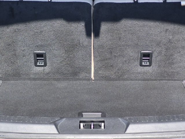 Used 2023 White Metallic Ford Limited image 7