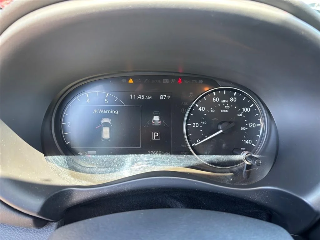 Used 2023 Black Nissan SR image 7