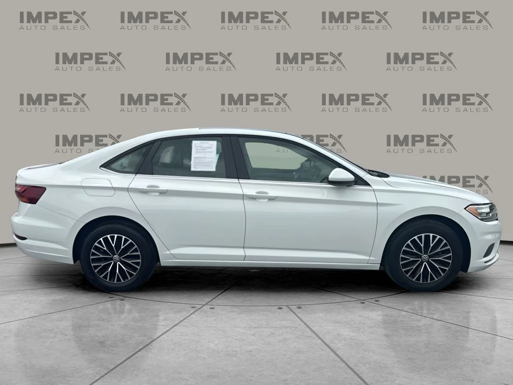 Used 2019 White Volkswagen 1.4T SE image 6