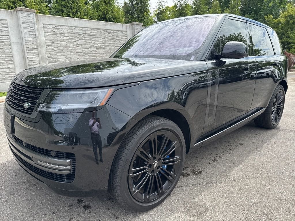 2023 Land Rover Range Rover 4.4 First Edition SWB's photo