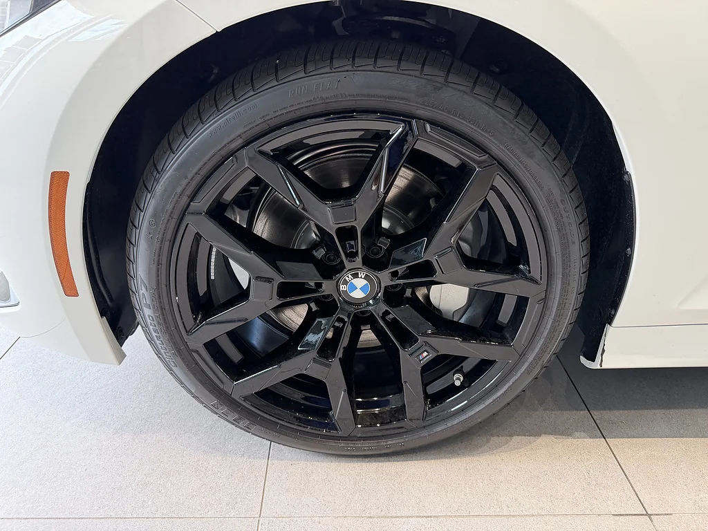 New 2026 Alpine White BMW xDrive NA image 8