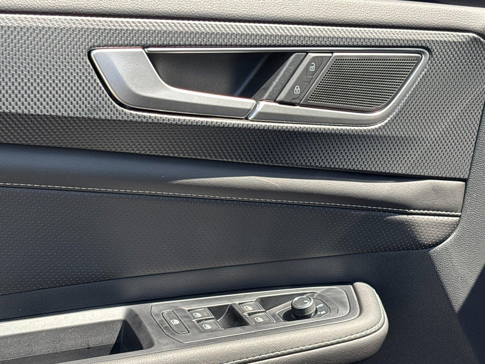 2025 Volkswagen Atlas Cross Sport SEL - Photo 14