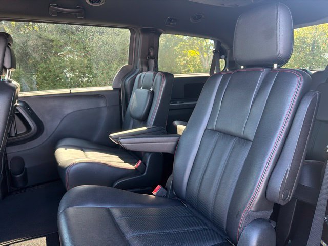 Used 2018 Gray Dodge GT image 13