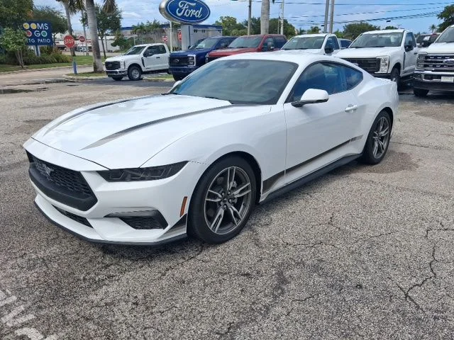 Used 2025 Oxford White Ford EcoBoost Premium image 7