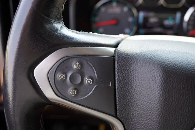 Used 2018 Black Chevrolet LT image 28