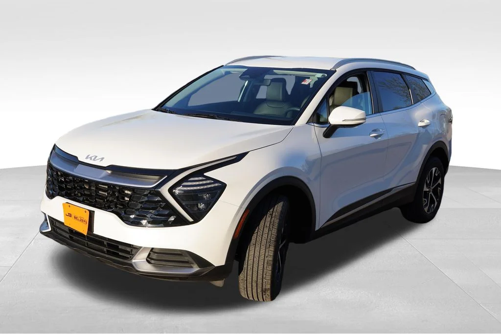 Used 2025 Snow White Pearl Kia EX image 11