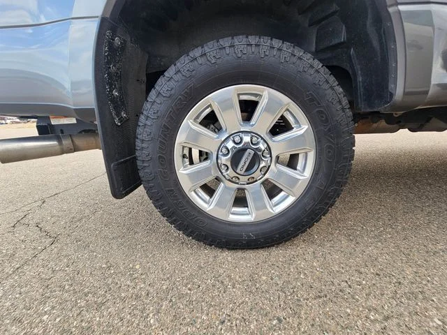 Used 2021 Gray Metallic Ford Platinum image 22