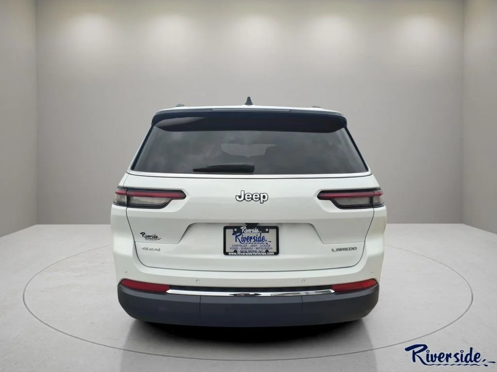 New 2026 Bright White Clearcoat Jeep Laredo X image 2