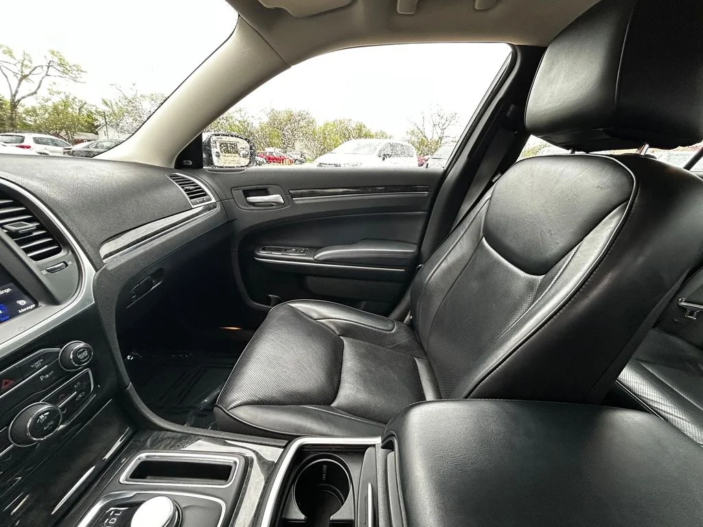 Used 2023 White Chrysler Touring image 49