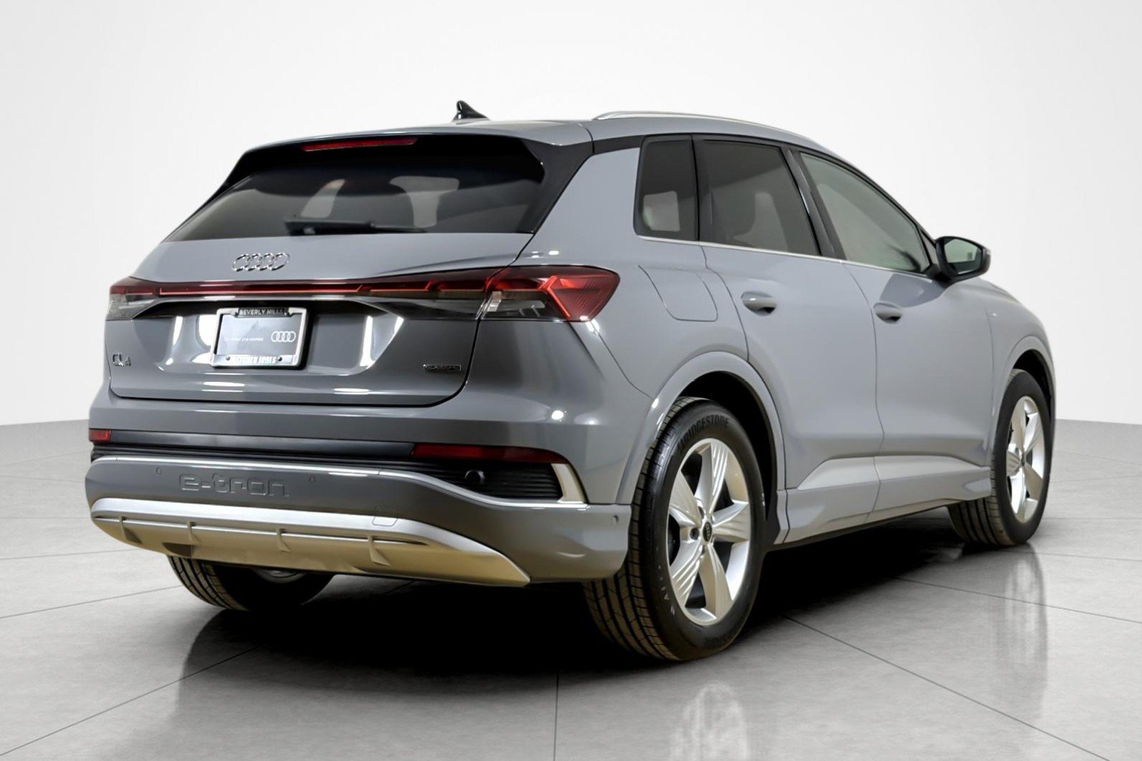 Used 2024 Pebble Gray Audi Premium Plus 55 quattro image 5