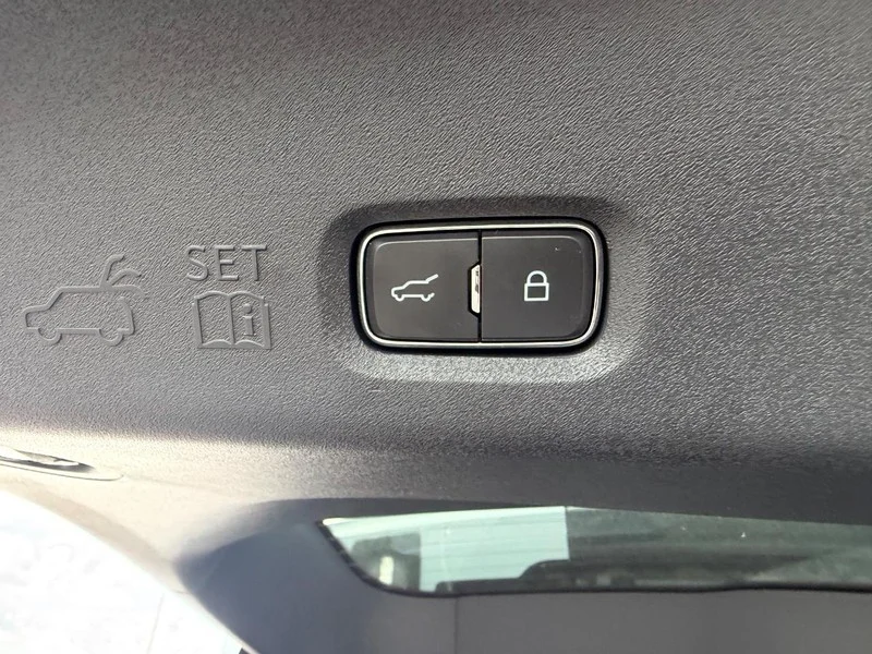 New 2027 Glacier Gray Metallic Tri-Coat Ford King Ranch® image 8