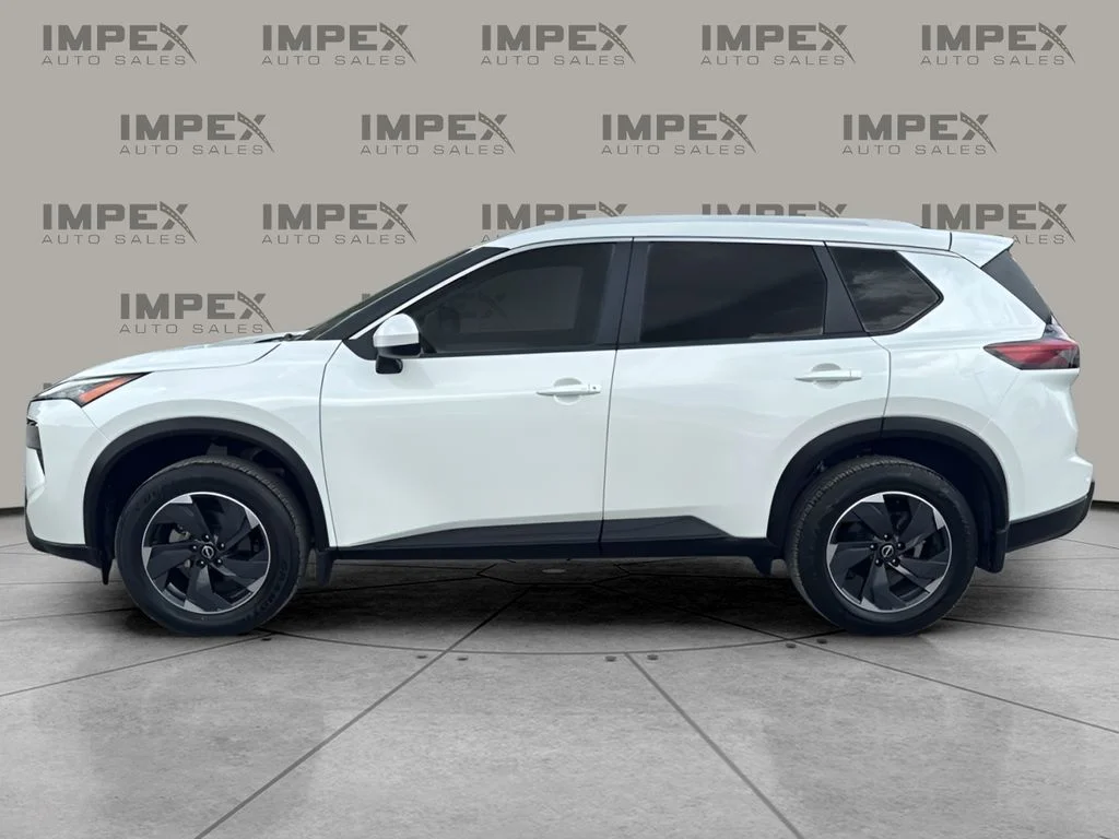 Used 2024 White Nissan SV image 2