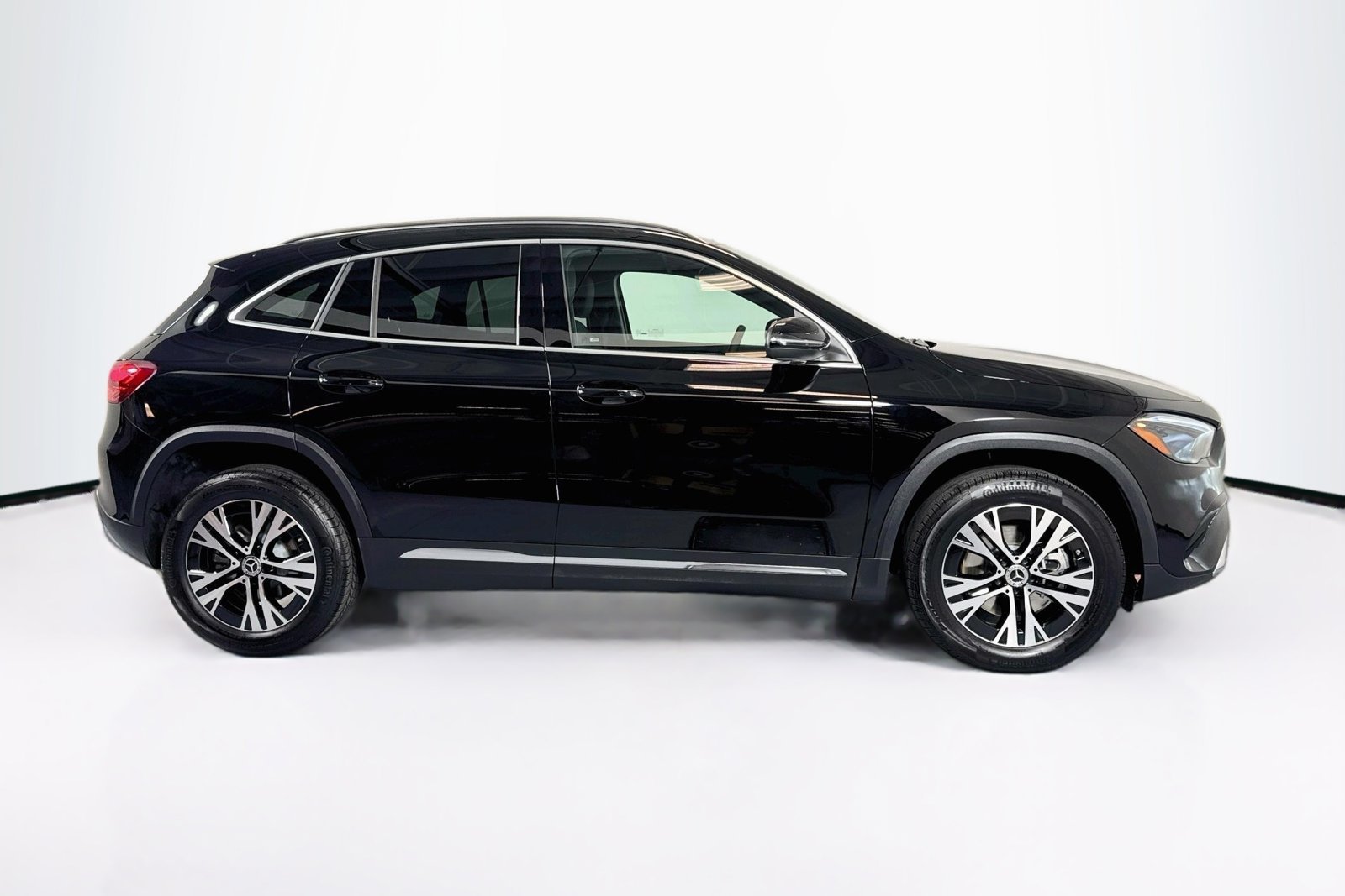 Certified Used 2026 Night Black Mercedes-Benz GLA 250 image 4
