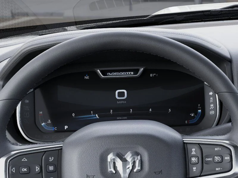 2025 RAM 3500 Laramie - Photo 18