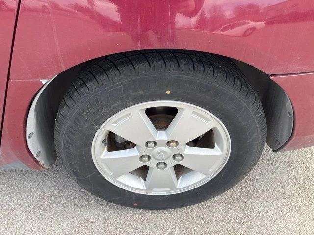 Used 2006 Red Chevrolet LT image 12