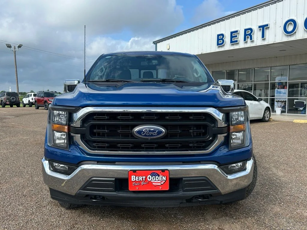 Used 2023 Blue Ford XLT image 2