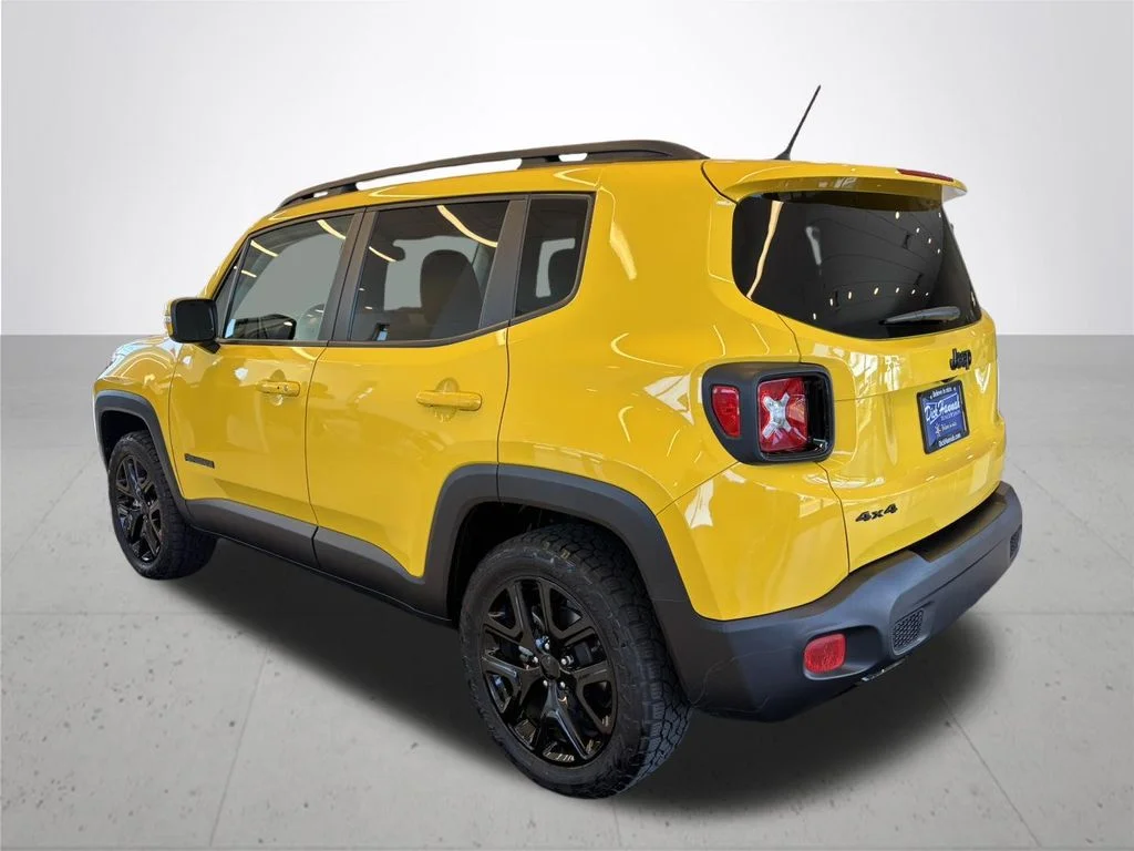 Used 2017 Yellow Jeep Latitude image 9