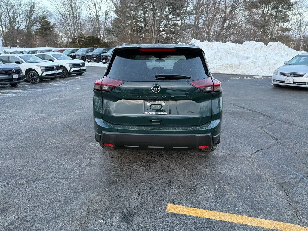 New 2026 Obsidian Green Pearl Nissan Dark Armor™ image 5