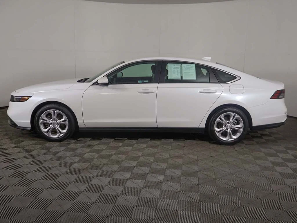 2026 Honda Accord LX - Photo 13