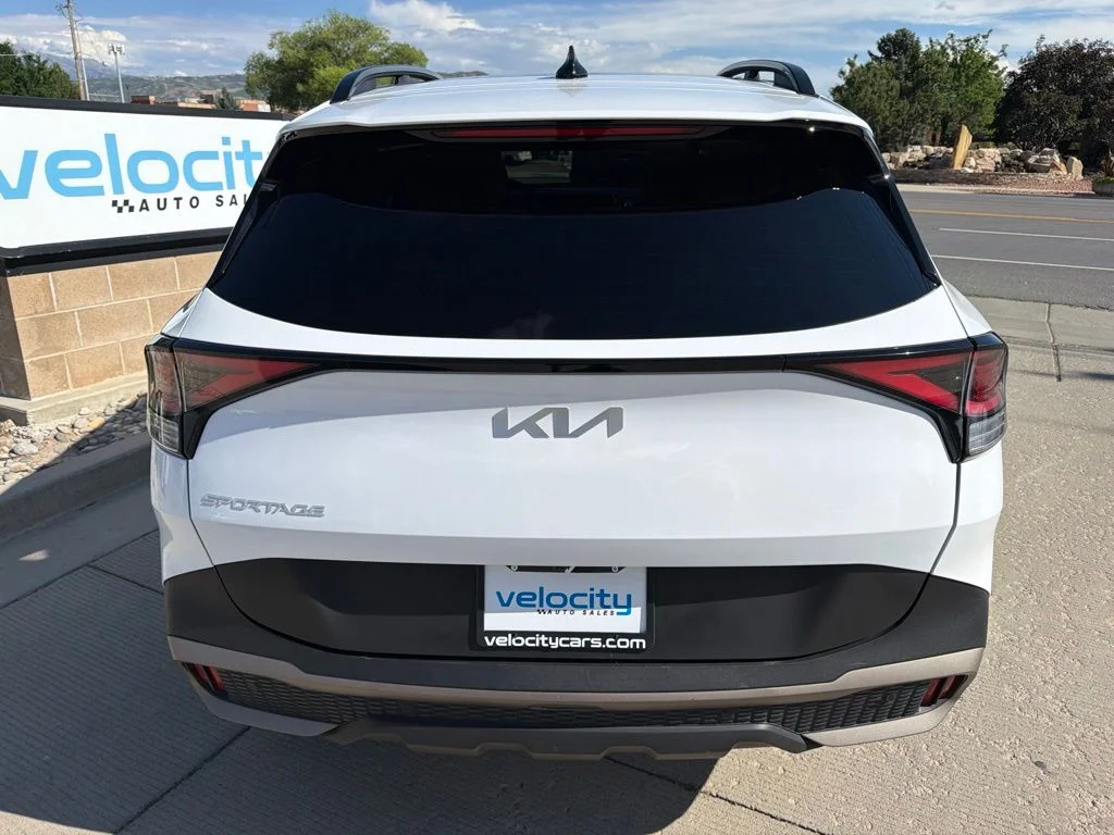 Used 2023 White Kia X-Line image 6